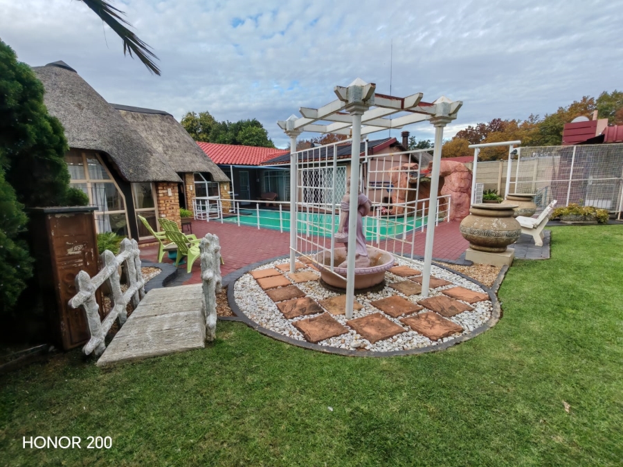 3 Bedroom Property for Sale in Vaalpark Free State